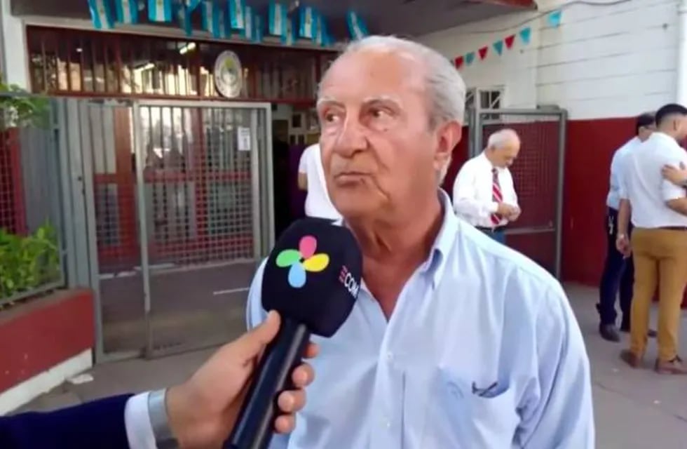 Rubén Galassi, el candidato libertario, votó en las elecciones de Chaco.