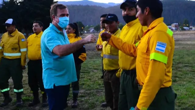El intendente de El Bolsón agradeció el trabajo de los brigadistas tras el incendio forestal