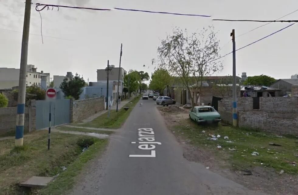 El ataque a balazos ocurrió en Lejarza al 5600, en la zona oeste. (Street View)