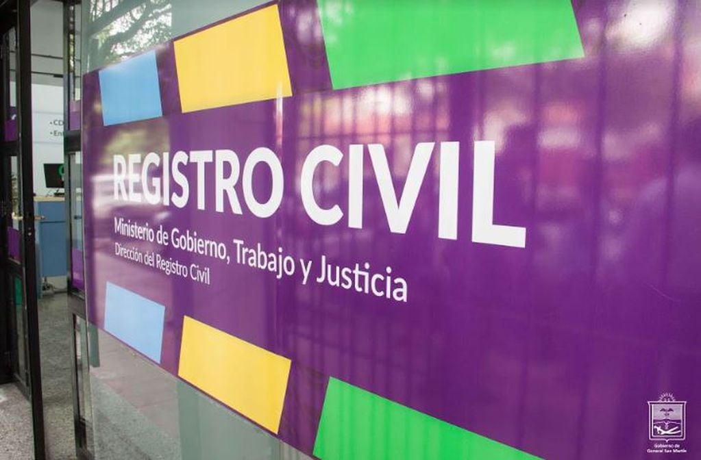 Elecciones: oficinas del Registro Civil permanecerán abiertas este domingo en Mendoza para retirar DNI. / Foto: Gentileza