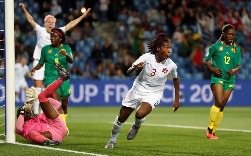 Kadeisha Buchanan, tras anotar el único gol del partido. (EFE)