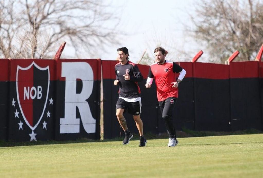 Newell's volvió a entrenar con la mira puesta en Independiente. (CANOB)