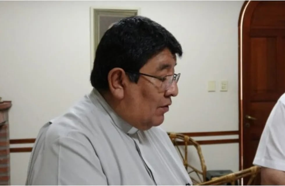 El presbítero Víctor Acchura prestó juramento como nuevo vicario general de la diócesis de Jujuy.