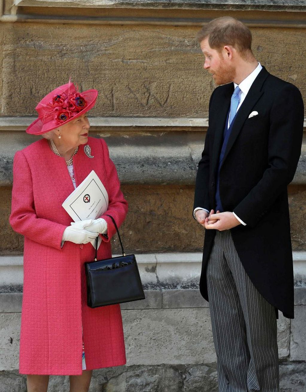 La Reina Isabel II con el príncipe Harry. (Foto: Steve Parsons/POOL/AFP)