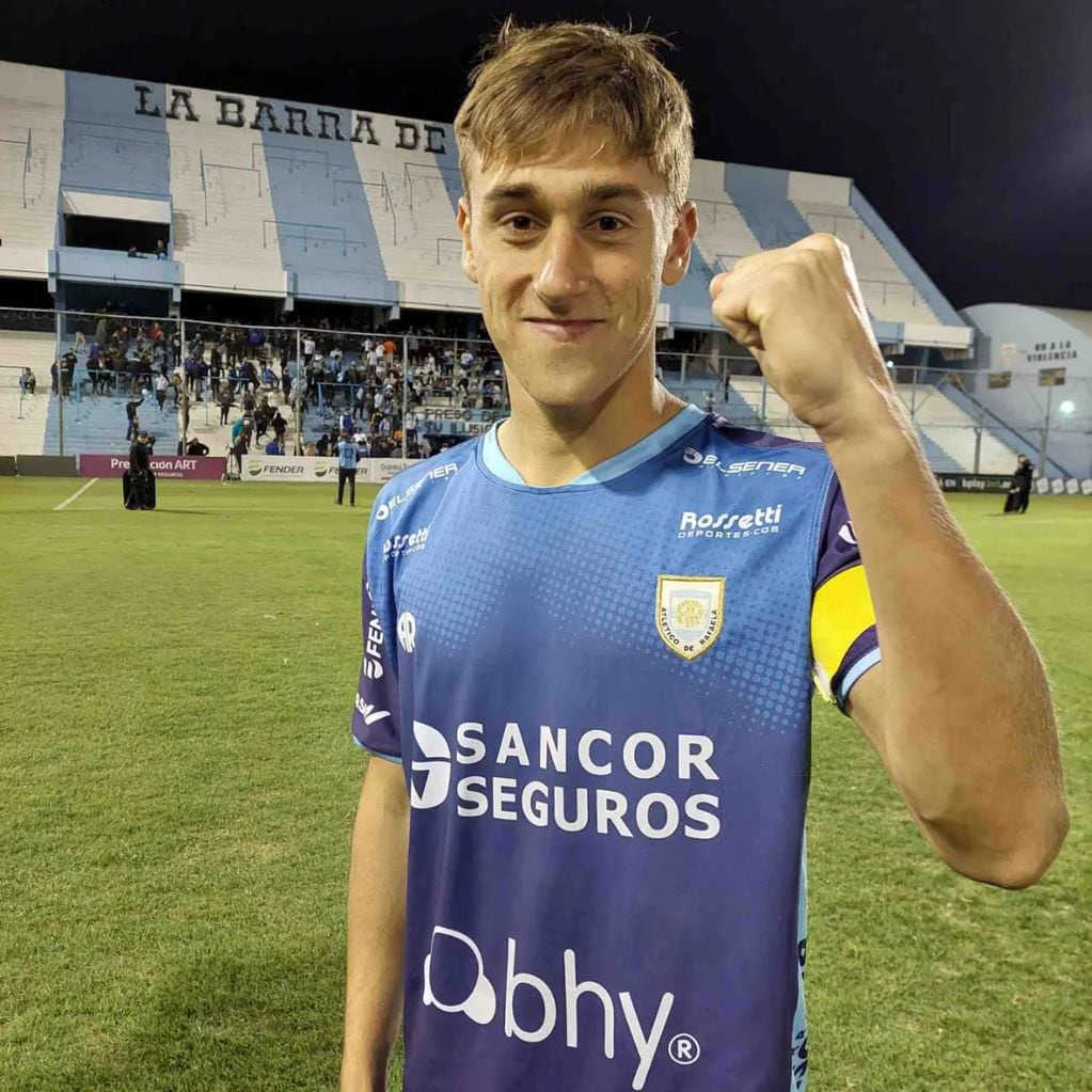 Gino Albertengo, el menor de la dinastía, goleador absoluto en la Copa Santa Fe 2022