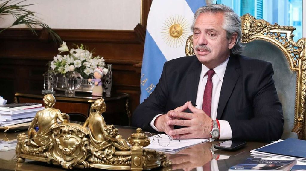 “El 2022 nos tiene que encontrar unidos y fuertes”, dijo Alberto Fernández por cadena nacional.