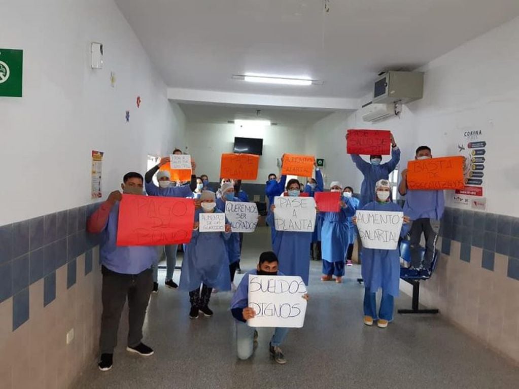 Trabajadores de la Salud Riojana realizaron una jornada de protesta