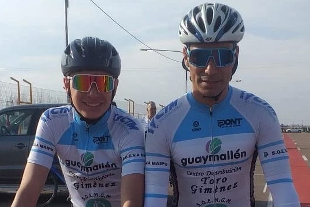 Matías y Alejandro Corvalán, padre e hijo, comparten la pasión por el ciclismo.