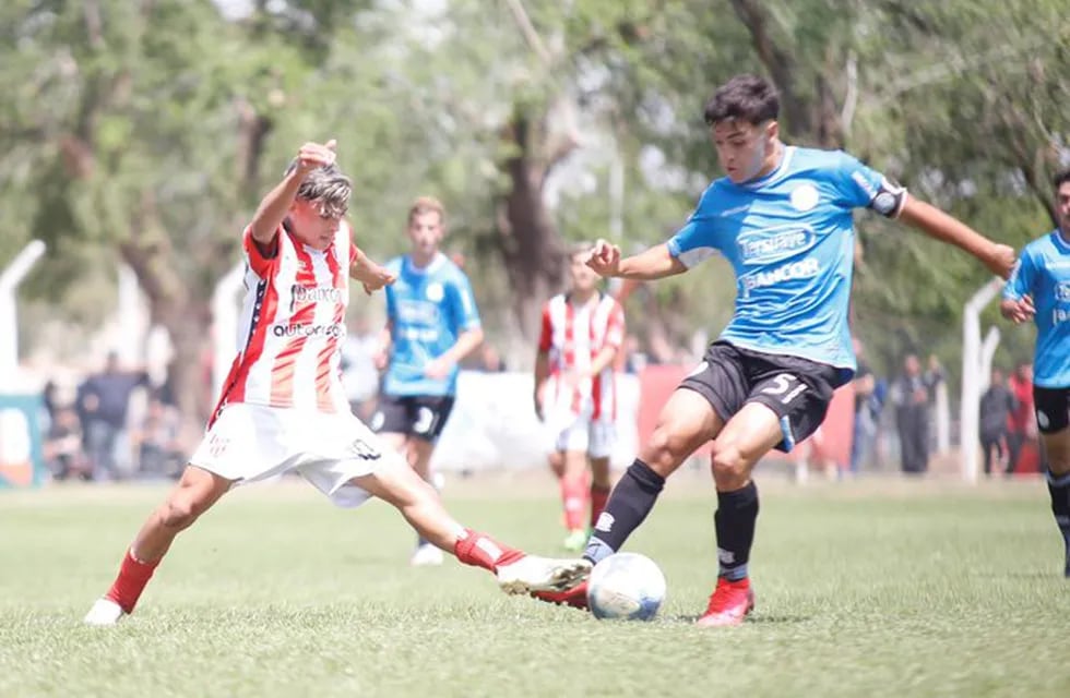 El clásico entre Belgrano e Instituto, en el inicio del torneo de Juveniles de AFA.