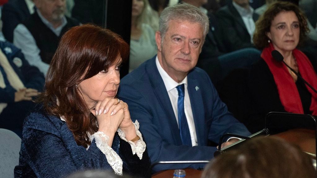 Abogado de CFK dice que la Oficina Anticorrupción no tendría que haber sido querellante