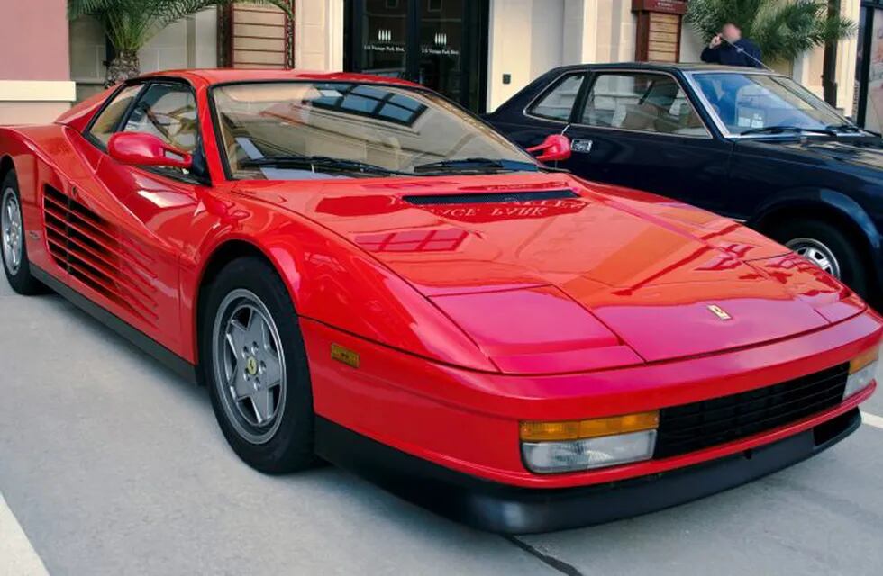 La Ferrari TEstarossa fue grabada circulando el sábado en las calles de Rosario. (Archivo)