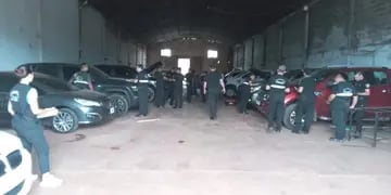 Garupá: allanan un galpón con decenas de autos de alta gama presuntamente robados
