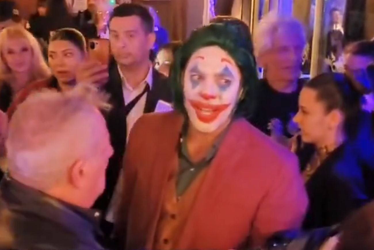 Matías Alé se visitó como El Joker para festejar su cumpleaños. Captura del video.