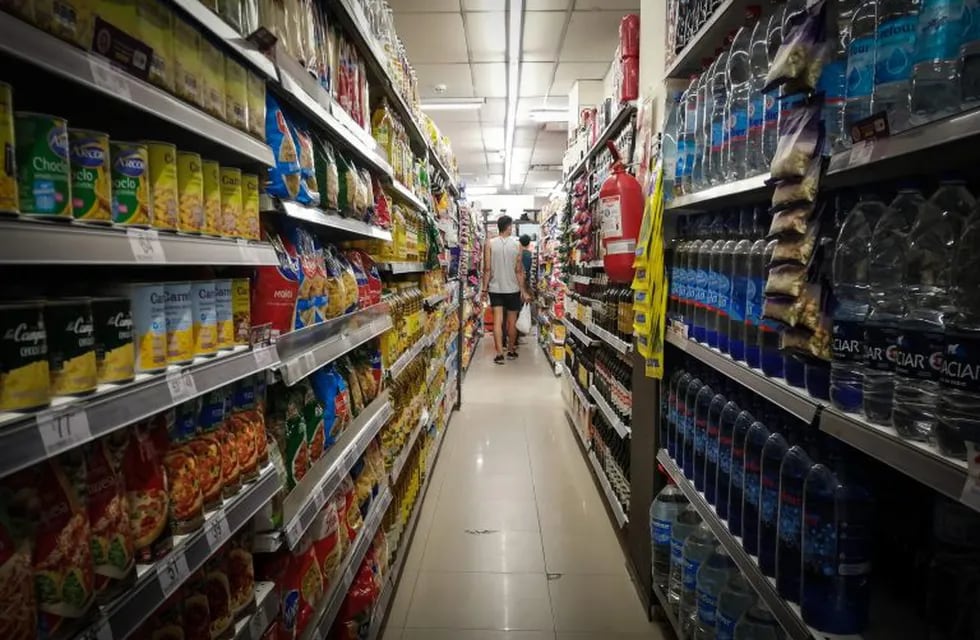 Supermercados. (EFE/ Juan Ignacio Roncoroni)