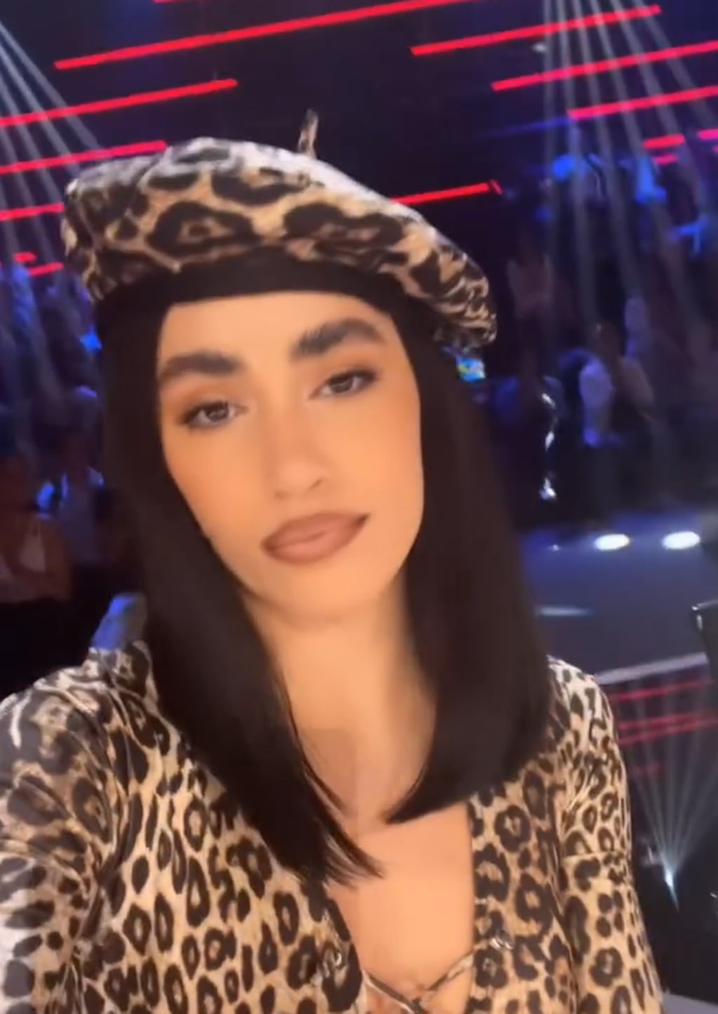 Ultra escote y animal print: Lali Espósito se llevó todas las miradas con un outfit infartante en Factor X España
