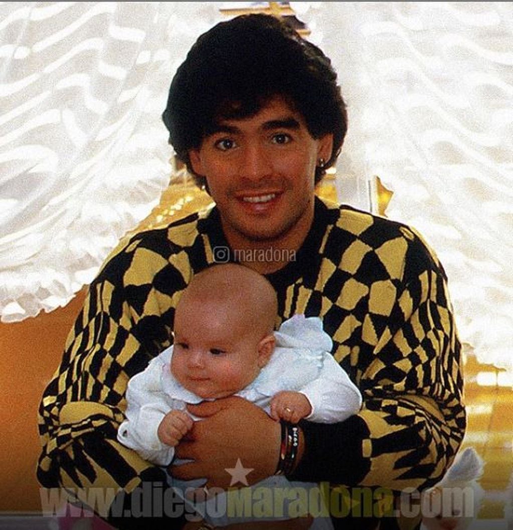Diego Maradona y Dalma (Foto: Instagram)