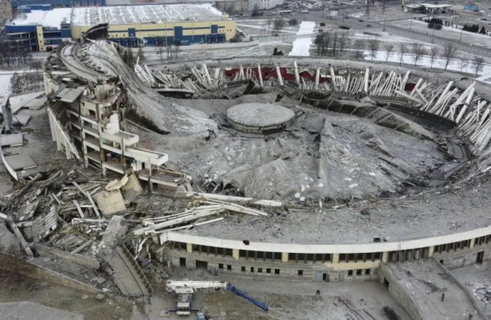 Un estadio de San Petersburgo se desmoronó y murió un trabajador