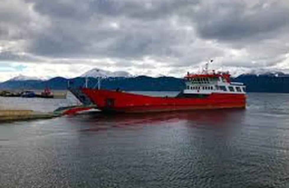Barcaza Aunashaka