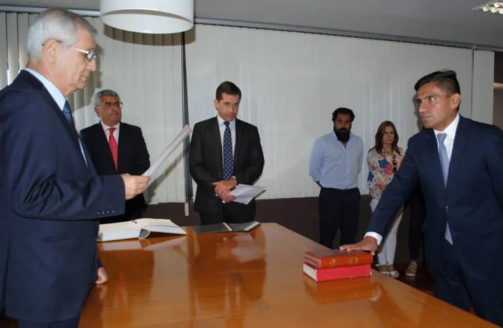 El Dr. Diego Armando Puca prestó juramento como juez de Primera Instancia Civil y Comercial Nº 2, de San Salvador de Jujuy.