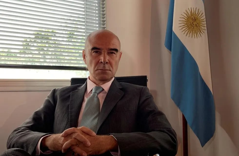 El candidato presidencial argentino Juan José Gómez Centurión. (EFE)