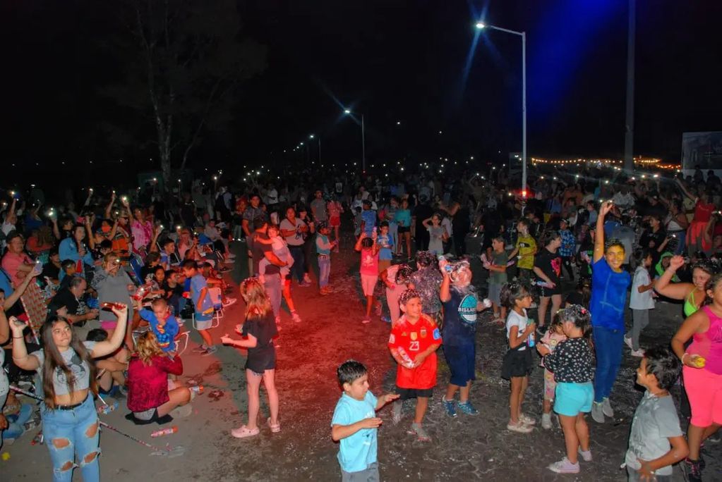 Éxito total el Carnaval en Puerto Rosales
