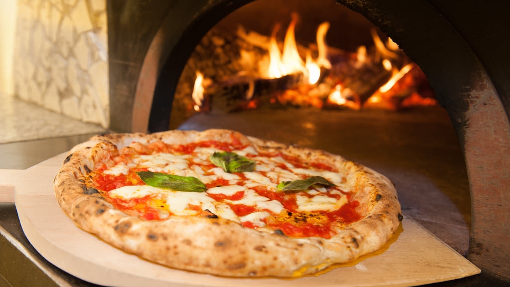 Sumate a la Pizzamanía: el festival de la pizza no tradicional que ofrece esta comida italiana con bebida por solo $4.700.