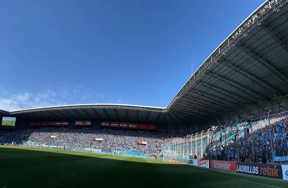 Estadio La Pedrera de Villa Mercedes, San Luis.