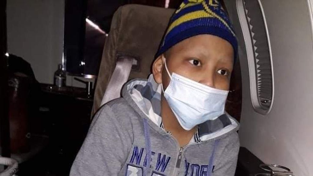 Carlitos viajó desde La Puna a Buenos Aires por un trasplante pero nadie lo atiende