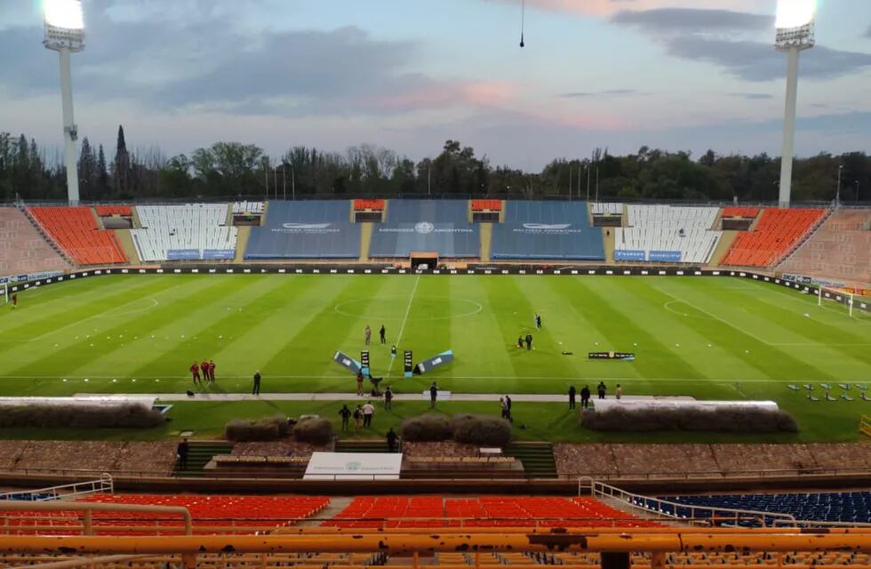 El gobierno de Mendoza autorizó la asistencia de hasta 250 personas a uns espectáculos deportivos en espacios abiertos. Gentileza: Federico Lagiglia.