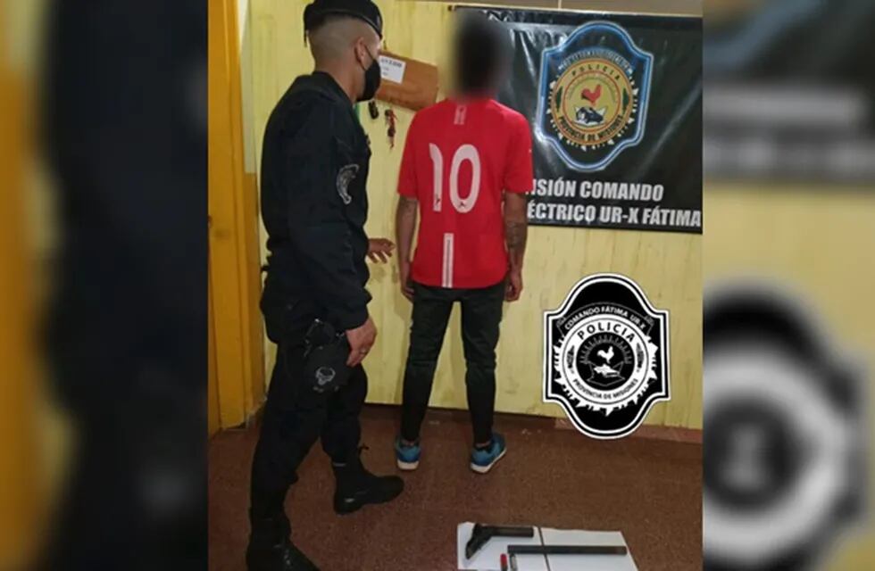 Un joven terminó detenido por atemorizar a sus vecinos con una “tumbera”. Policía de Misiones