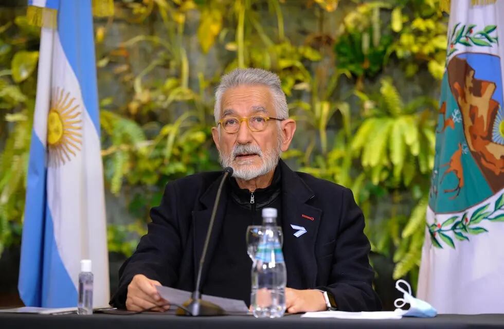 El Gobernador de San Luis en un mensaje a los puntanos Alberto Rodríguez Saá anunció que  acompañará las medidas de resstricción anunciadas por la Nación.