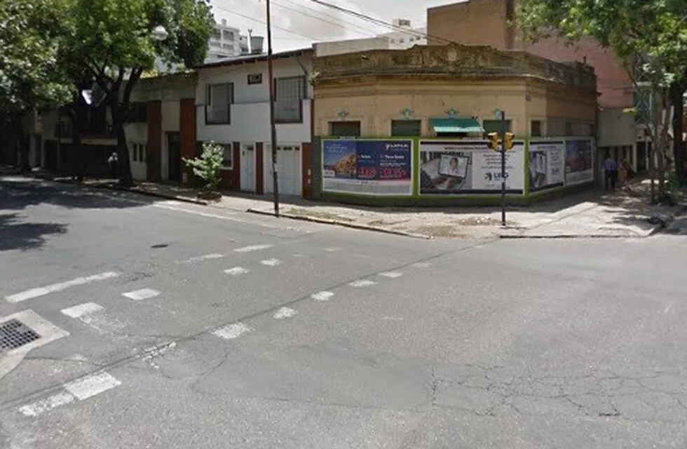Esquina de Cerrito y Entre Ríos de la ciudad de Rosario. (Street View)