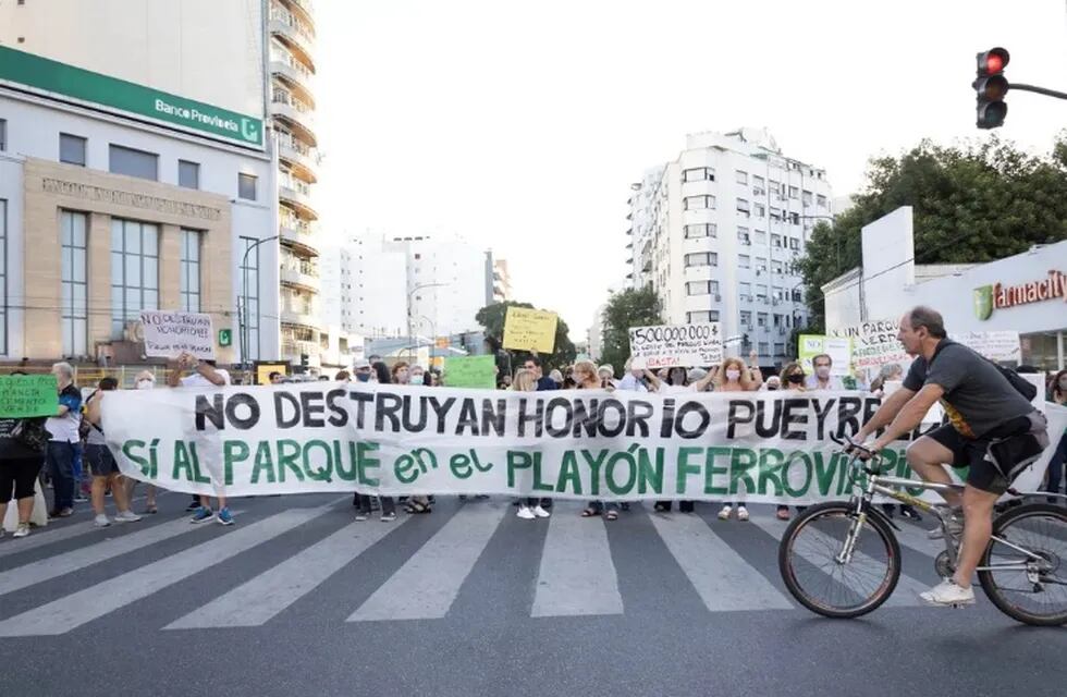 Los vecinos se manifestaron en contra de la obra en Honorio Pueyrredón