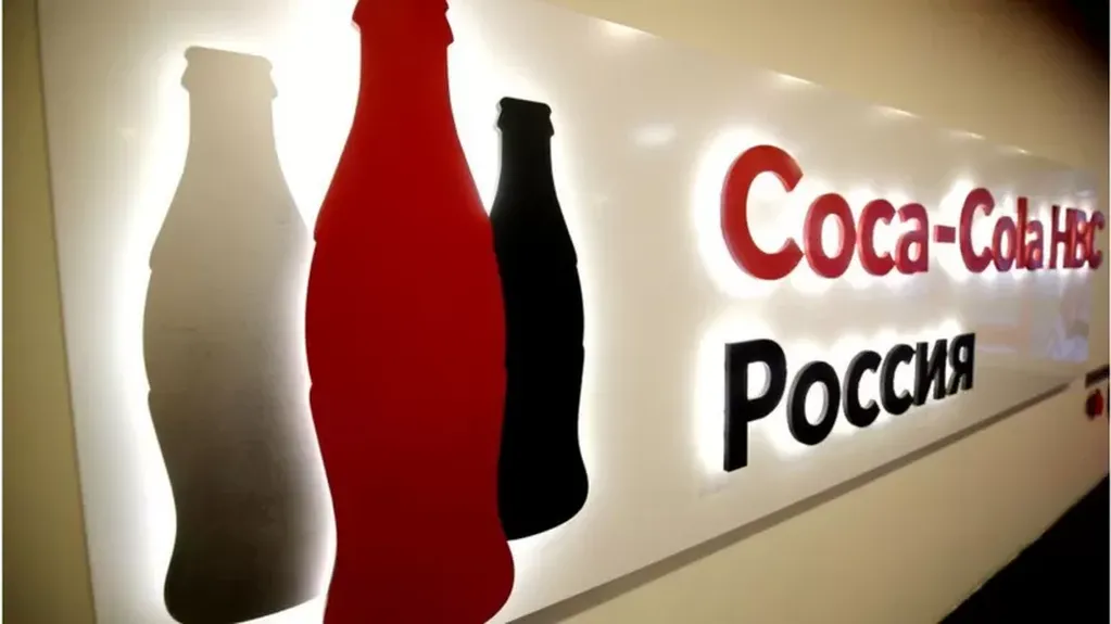 Coca Cola es otra de las empresas que anunció que dejará de operar en Rusia.