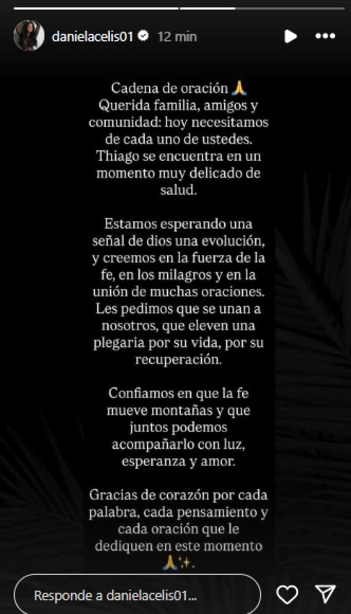 Daniela Celis pidió por la salud de Thiago Medina.