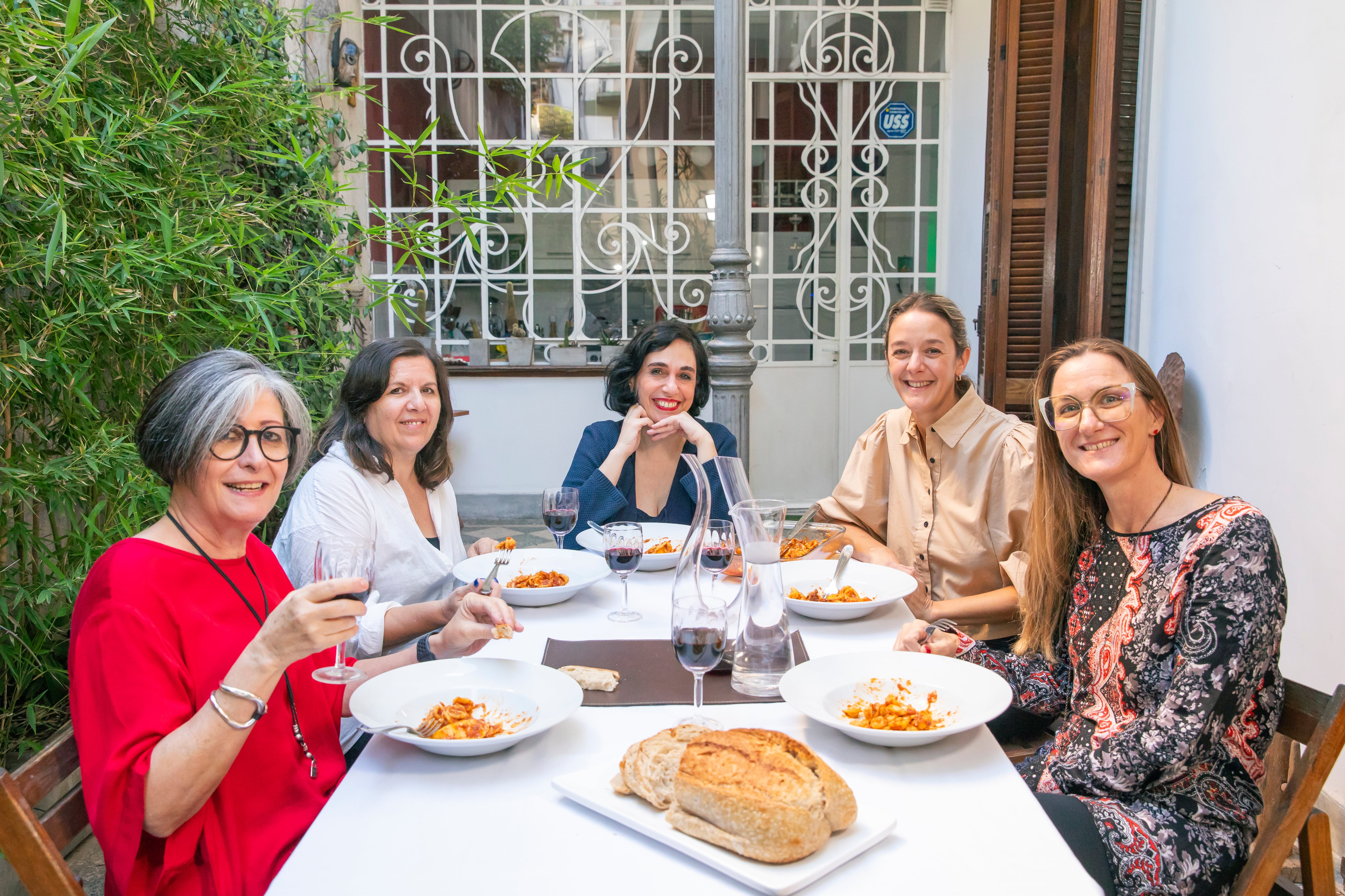 Julieta Oriolo es dueña de La Alacena trattoria, uno de los restaurantes de Buenos Aires mencionados en la Guía Michelin.