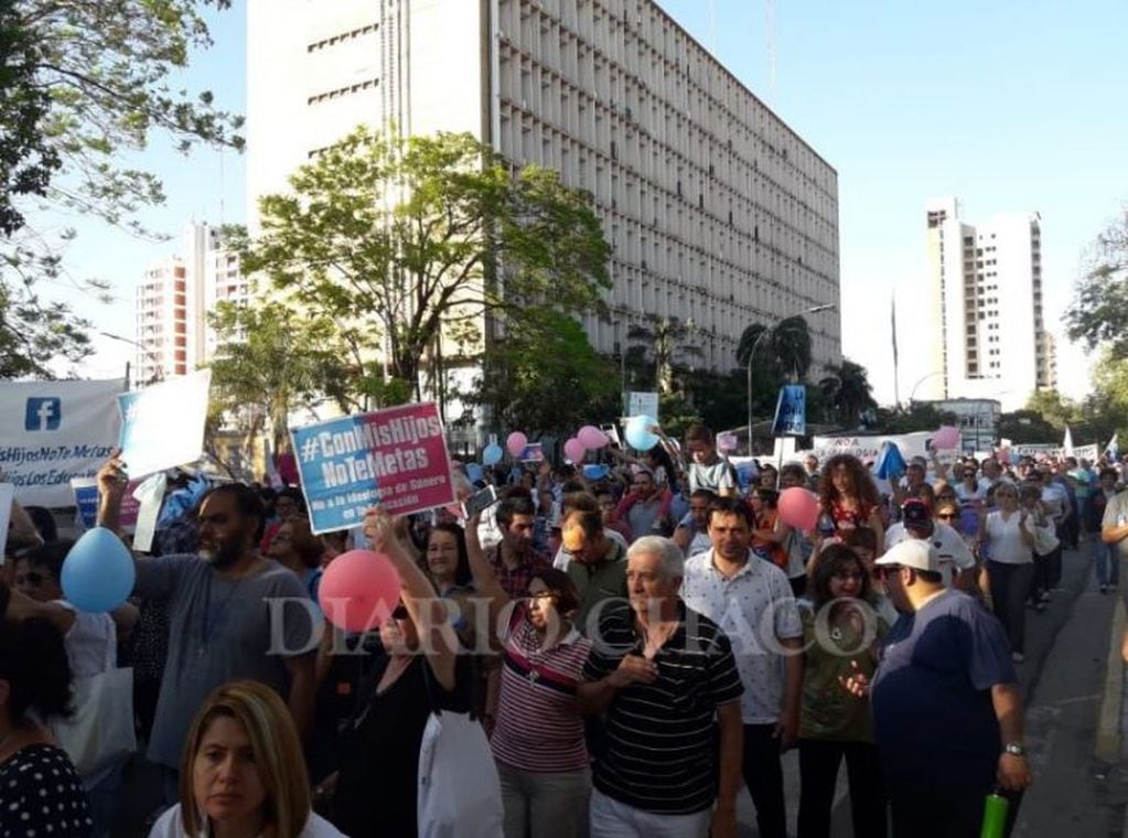 Marcha en contra de la ley de Educación Sexual Integral en Resistencia. (Foto: Diario Chaco)