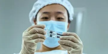 Sinopharm. La vacuna es la primera aprobada para uso general en China. (Xinhua)