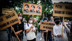 Marcha contra invasión rusa en Buenos Aires.