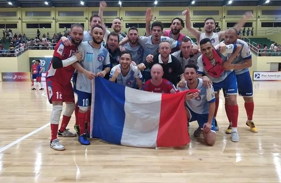 Mundial de Futsal con Le Bleus del fútbol de salón, con perfume francés, en cuartos de final. (MisionesOnline)