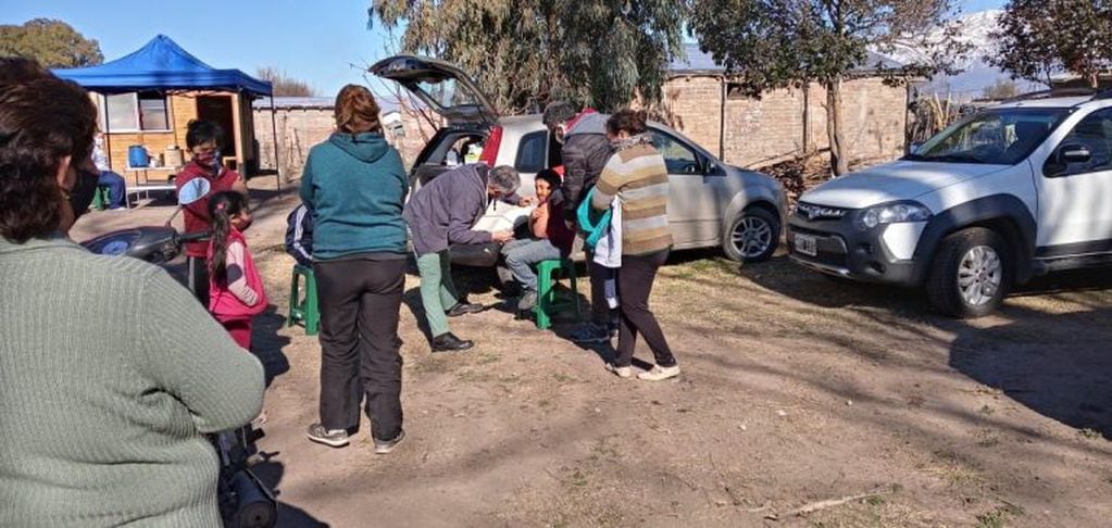 Operativos sanitarios en el Valle de Uco.