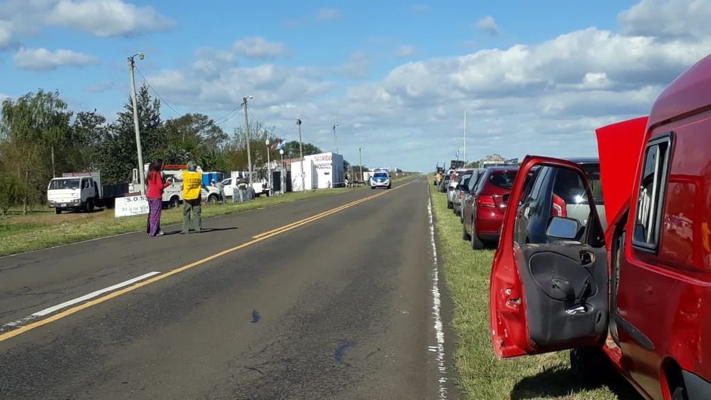 17º Marcha al Puente Internacional General San Martín/ Asamble Ciudadana Ambiental Gualeguaychú 