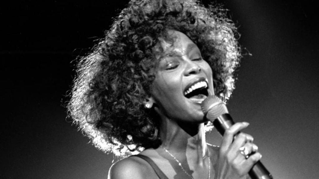 Whitney Houston y una de las grandes referentes de la música internacional