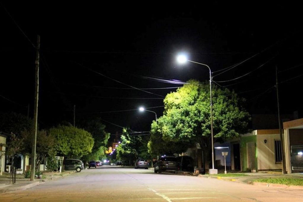 Iluminación en calle General Paz