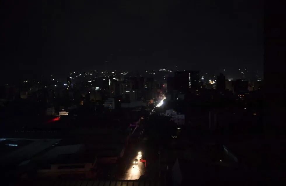 Las fotos del gigantesco apagón que dejó Venezuela a oscuras durante 12 horas.