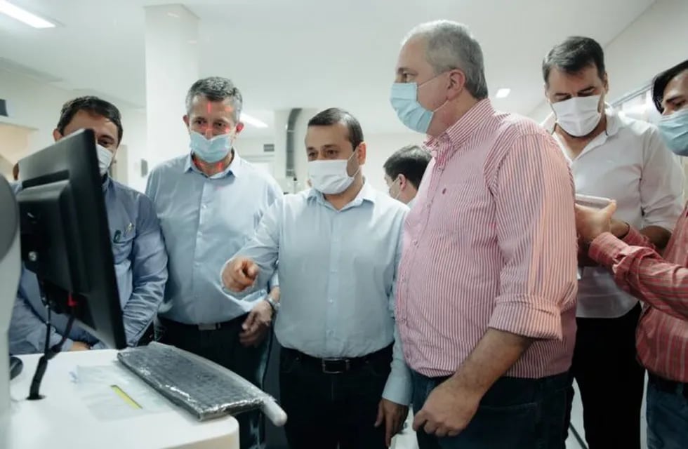 El Gobernador de Misiones encabezó la inauguración de la Unidad de Terapia Intensiva del Hospital SAMIC de Oberá