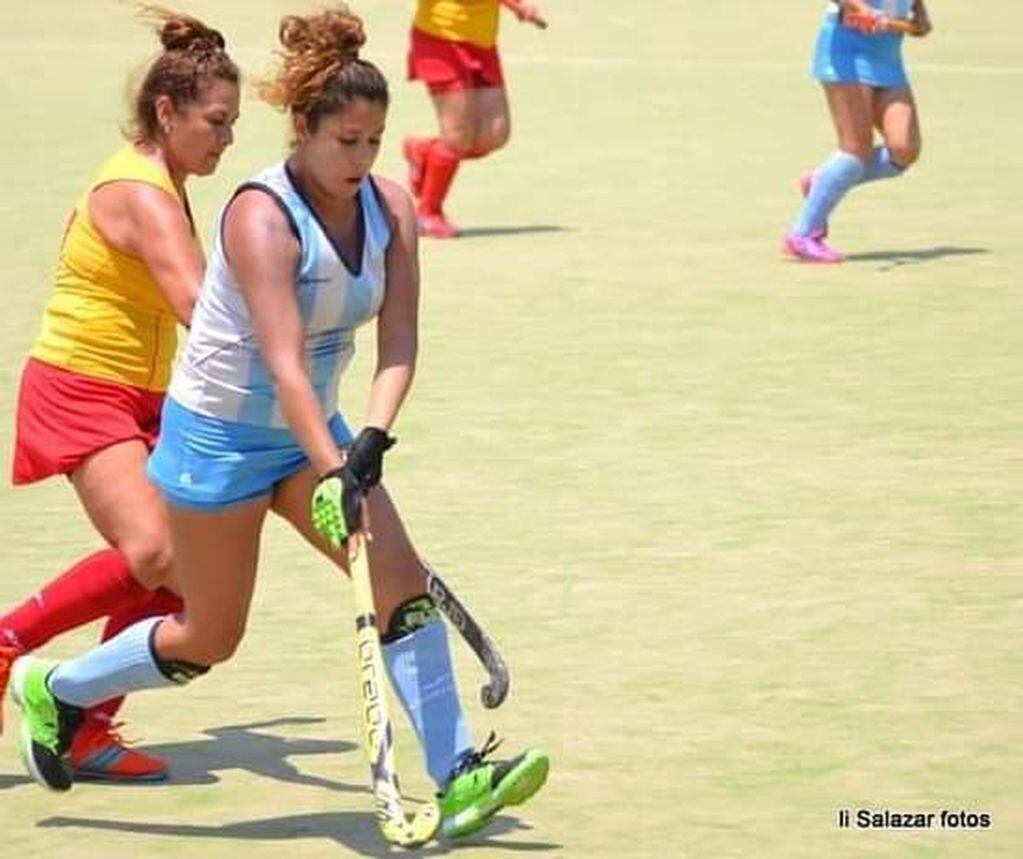 Carolina Robles formará parte de la Selección Nacional de Hockey LGBT.