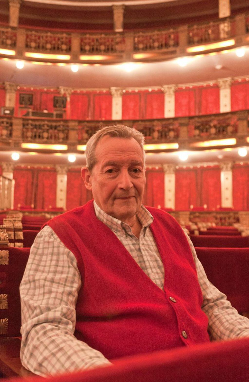 El director de teatro argentino y maestro de actores Agustín Alezzo murió este jueves a los 84 años víctima de coronavirus (Foto: DYN)