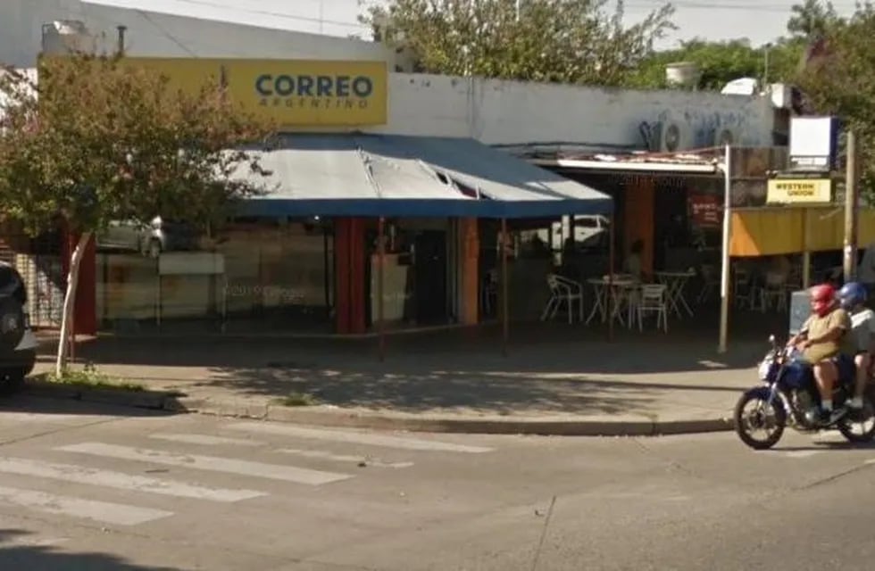 Roban una sede del Correo Argentino en Córdoba. En su mayoría eran paquetes de Mercado Libre.