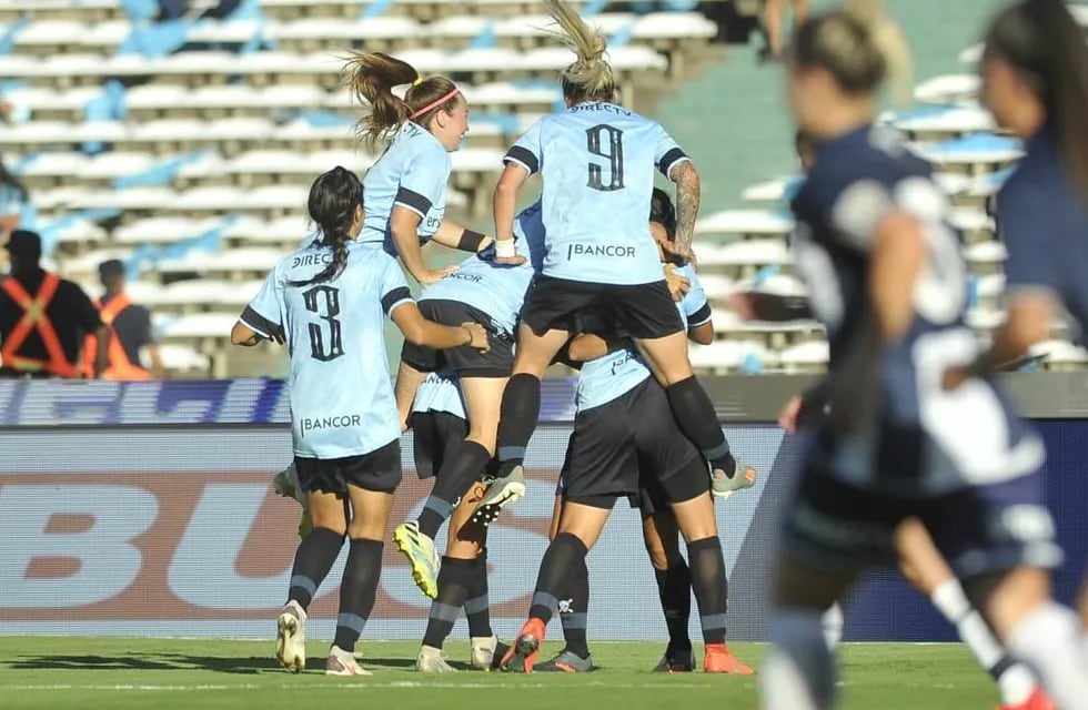 Belgrano celebró en el clásico femenino ante Talleres (Javier Ferreyra - La Voz)